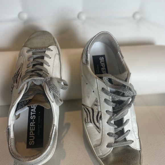 Golden Goose Superstar Leather Upper Suede Toe Zebra. - Picture 11 of 11